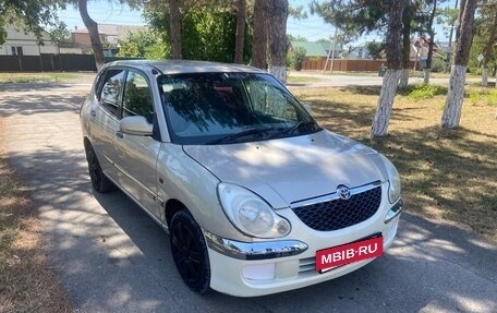 Daihatsu Storia, 2003 год, 175 000 рублей, 2 фотография