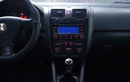 Volkswagen Golf V, 2005 год, 480 000 рублей, 5 фотография