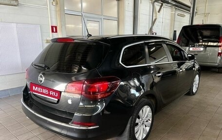 Opel Astra J, 2013 год, 850 000 рублей, 3 фотография
