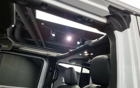 Jeep Wrangler, 2022 год, 4 000 000 рублей, 13 фотография