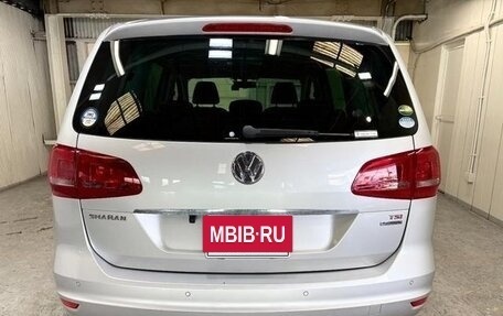Volkswagen Sharan II, 2012 год, 790 000 рублей, 6 фотография