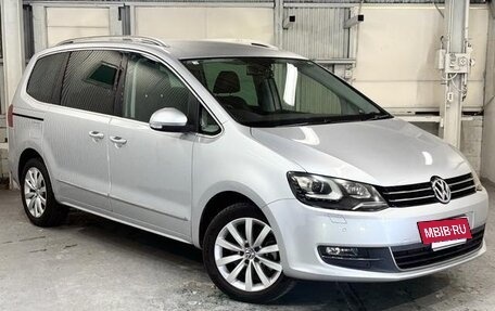 Volkswagen Sharan II, 2012 год, 790 000 рублей, 3 фотография