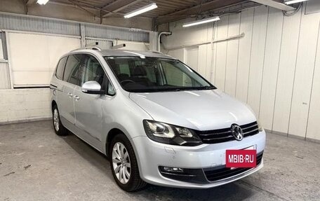 Volkswagen Sharan II, 2012 год, 790 000 рублей, 2 фотография