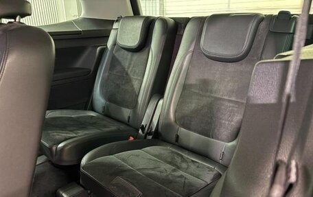 Volkswagen Sharan II, 2012 год, 790 000 рублей, 17 фотография
