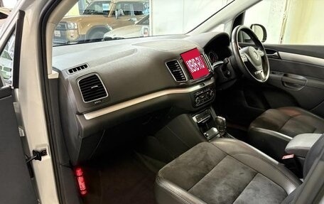 Volkswagen Sharan II, 2012 год, 790 000 рублей, 21 фотография