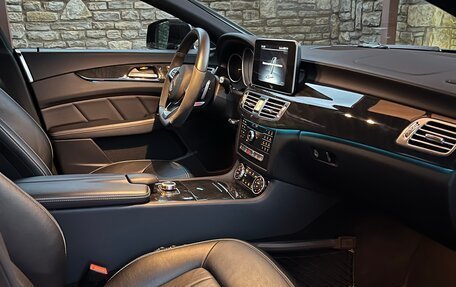 Mercedes-Benz CLS, 2017 год, 4 850 000 рублей, 11 фотография
