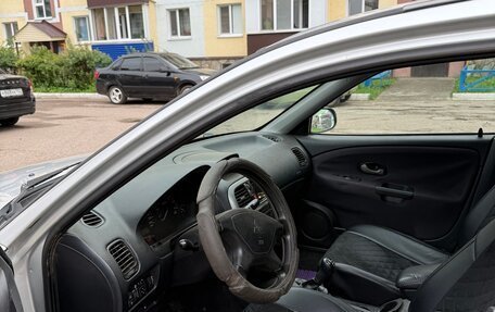 Mitsubishi Carisma I, 2003 год, 350 000 рублей, 8 фотография
