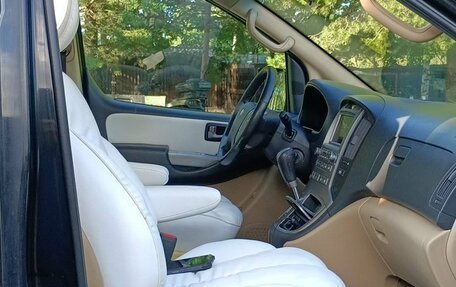 Hyundai Grand Starex Grand Starex I рестайлинг 2, 2008 год, 1 200 000 рублей, 25 фотография