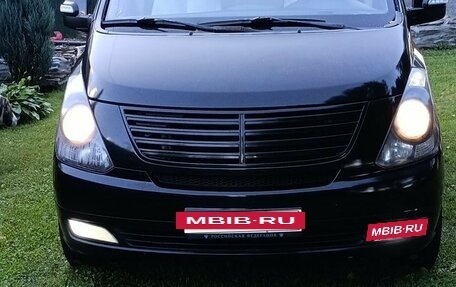 Hyundai Grand Starex Grand Starex I рестайлинг 2, 2008 год, 1 200 000 рублей, 2 фотография