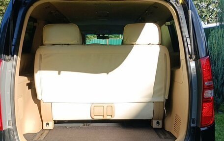 Hyundai Grand Starex Grand Starex I рестайлинг 2, 2008 год, 1 200 000 рублей, 33 фотография