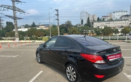 Hyundai Solaris II рестайлинг, 2013 год, 930 000 рублей, 5 фотография