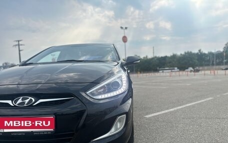 Hyundai Solaris II рестайлинг, 2013 год, 930 000 рублей, 13 фотография