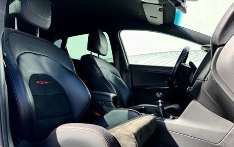 KIA cee'd GT II, 2017 год, 1 630 000 рублей, 16 фотография