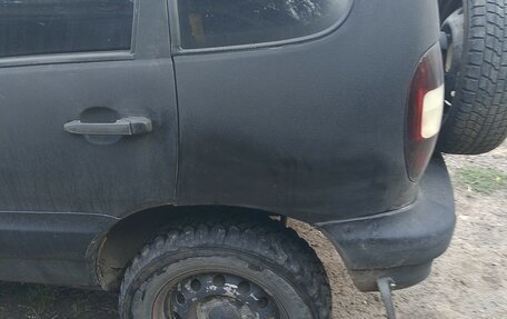 Chevrolet Niva I рестайлинг, 2005 год, 350 000 рублей, 6 фотография