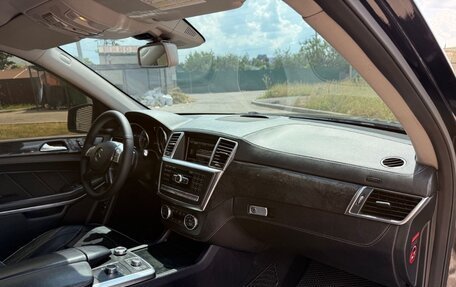 Mercedes-Benz GL-Класс, 2012 год, 1 900 000 рублей, 26 фотография