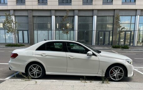 Mercedes-Benz E-Класс, 2013 год, 2 000 000 рублей, 2 фотография