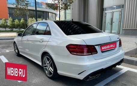 Mercedes-Benz E-Класс, 2013 год, 2 000 000 рублей, 4 фотография