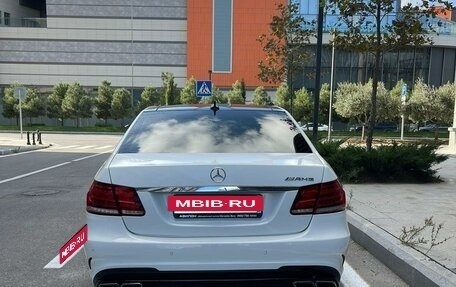 Mercedes-Benz E-Класс, 2013 год, 2 000 000 рублей, 5 фотография