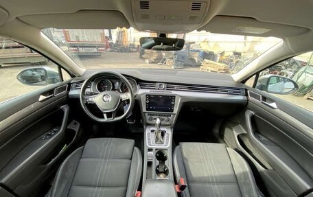 Volkswagen Passat B8 рестайлинг, 2018 год, 2 249 600 рублей, 5 фотография