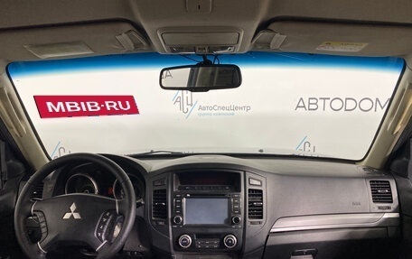 Mitsubishi Pajero IV, 2013 год, 1 897 000 рублей, 9 фотография