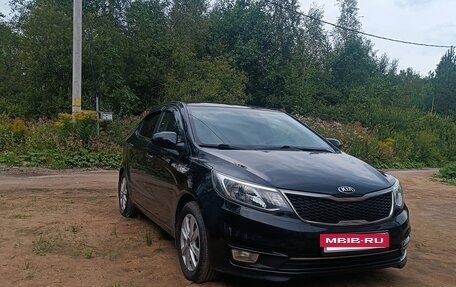 KIA Rio III рестайлинг, 2015 год, 1 050 000 рублей, 2 фотография