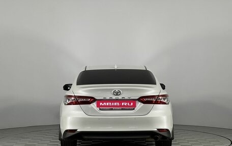 Toyota Camry, 2021 год, 3 550 000 рублей, 8 фотография
