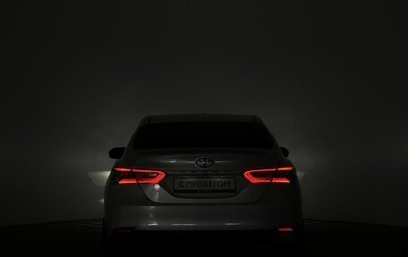 Toyota Camry, 2021 год, 3 550 000 рублей, 9 фотография