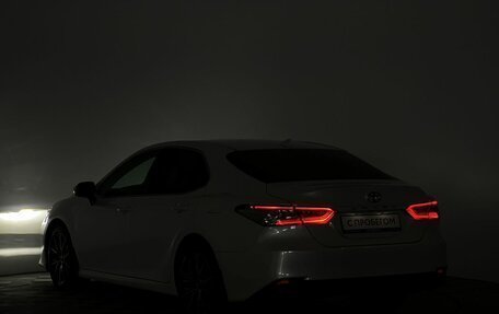 Toyota Camry, 2021 год, 3 550 000 рублей, 11 фотография