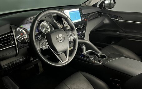 Toyota Camry, 2021 год, 3 550 000 рублей, 17 фотография