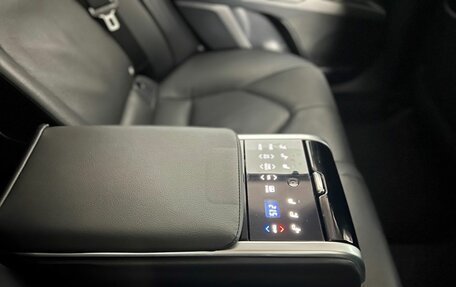 Toyota Camry, 2021 год, 3 550 000 рублей, 28 фотография