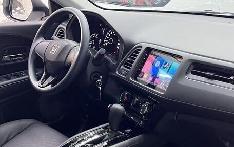 Honda Vezel, 2021 год, 1 300 000 рублей, 8 фотография