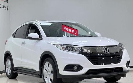Honda Vezel, 2021 год, 1 300 000 рублей, 3 фотография