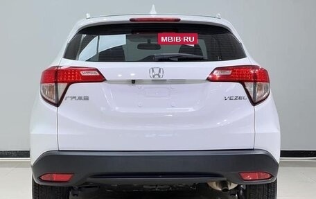 Honda Vezel, 2021 год, 1 300 000 рублей, 5 фотография