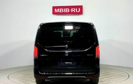 Mercedes-Benz V-Класс, 2024 год, 18 000 000 рублей, 4 фотография