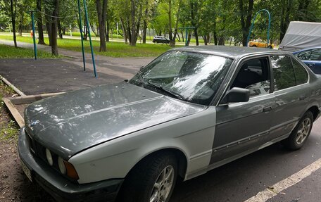 BMW 5 серия, 1988 год, 270 000 рублей, 2 фотография