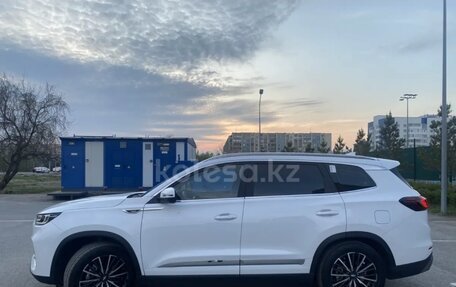 Chery Tiggo 8 Pro, 2022 год, 2 100 000 рублей, 7 фотография