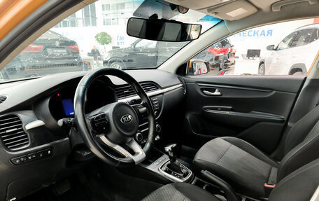 KIA Rio IV, 2017 год, 899 000 рублей, 20 фотография