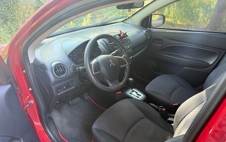 Mitsubishi Mirage VI рестайлинг, 2016 год, 1 050 000 рублей, 5 фотография