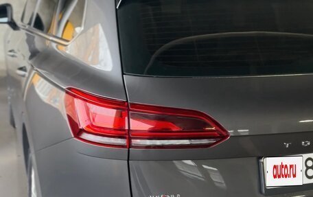 Volkswagen Touareg III, 2019 год, 4 200 000 рублей, 3 фотография