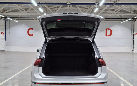 Volkswagen Tiguan II, 2021 год, 4 050 000 рублей, 10 фотография