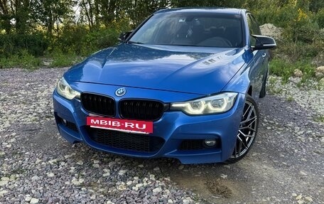 BMW 3 серия, 2018 год, 2 400 000 рублей, 4 фотография
