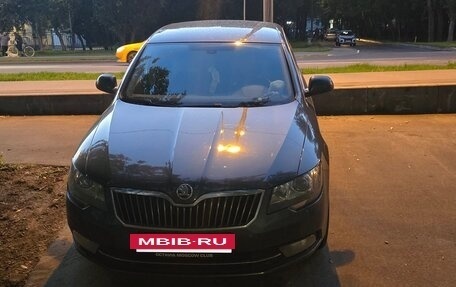 Skoda Superb III рестайлинг, 2014 год, 1 950 000 рублей, 2 фотография