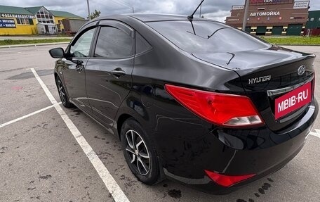 Hyundai Solaris II рестайлинг, 2015 год, 900 000 рублей, 4 фотография