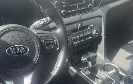 KIA Sportage IV рестайлинг, 2018 год, 2 050 000 рублей, 7 фотография