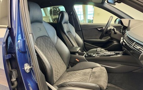 Audi A4, 2016 год, 2 600 000 рублей, 8 фотография