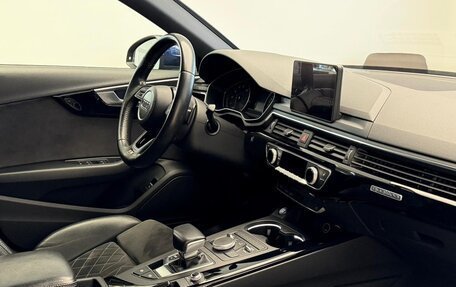 Audi A4, 2016 год, 2 600 000 рублей, 7 фотография