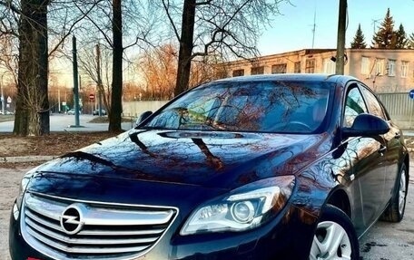 Opel Insignia II рестайлинг, 2014 год, 930 000 рублей, 1 фотография