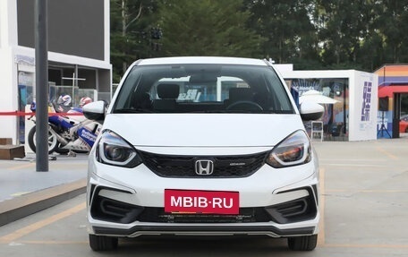Honda Fit, 2025 год, 1 450 000 рублей, 2 фотография