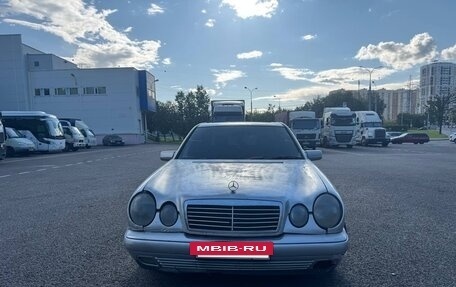 Mercedes-Benz E-Класс, 1996 год, 170 000 рублей, 2 фотография