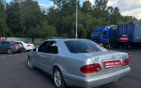 Mercedes-Benz E-Класс, 1996 год, 170 000 рублей, 5 фотография